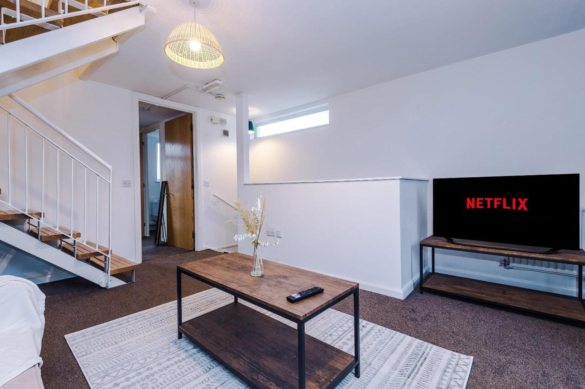 Rest&Recharge At A Spacious Townhouse By The Etihad Vila Manchester Exterior foto