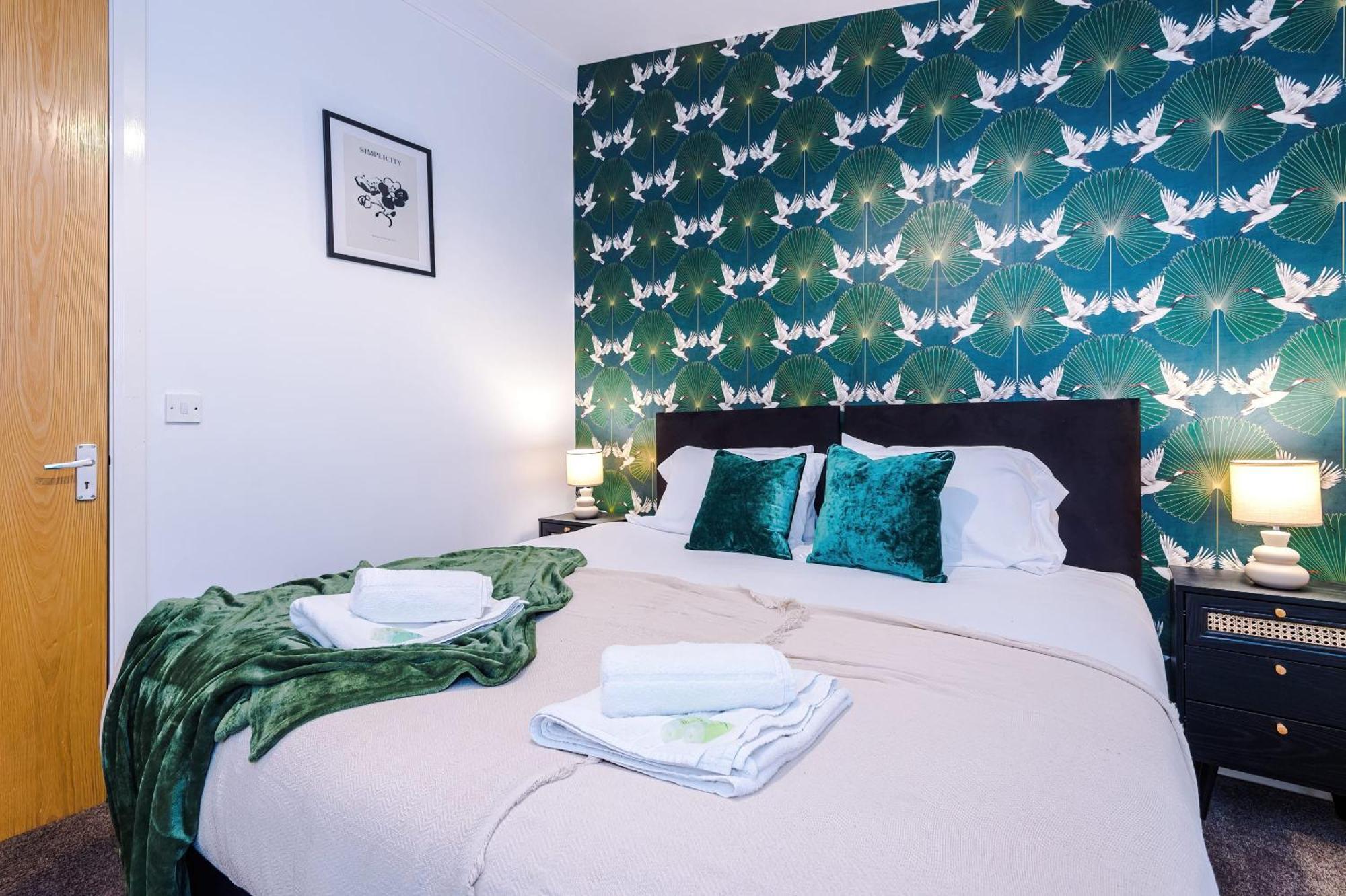 Rest&Recharge At A Spacious Townhouse By The Etihad Vila Manchester Exterior foto