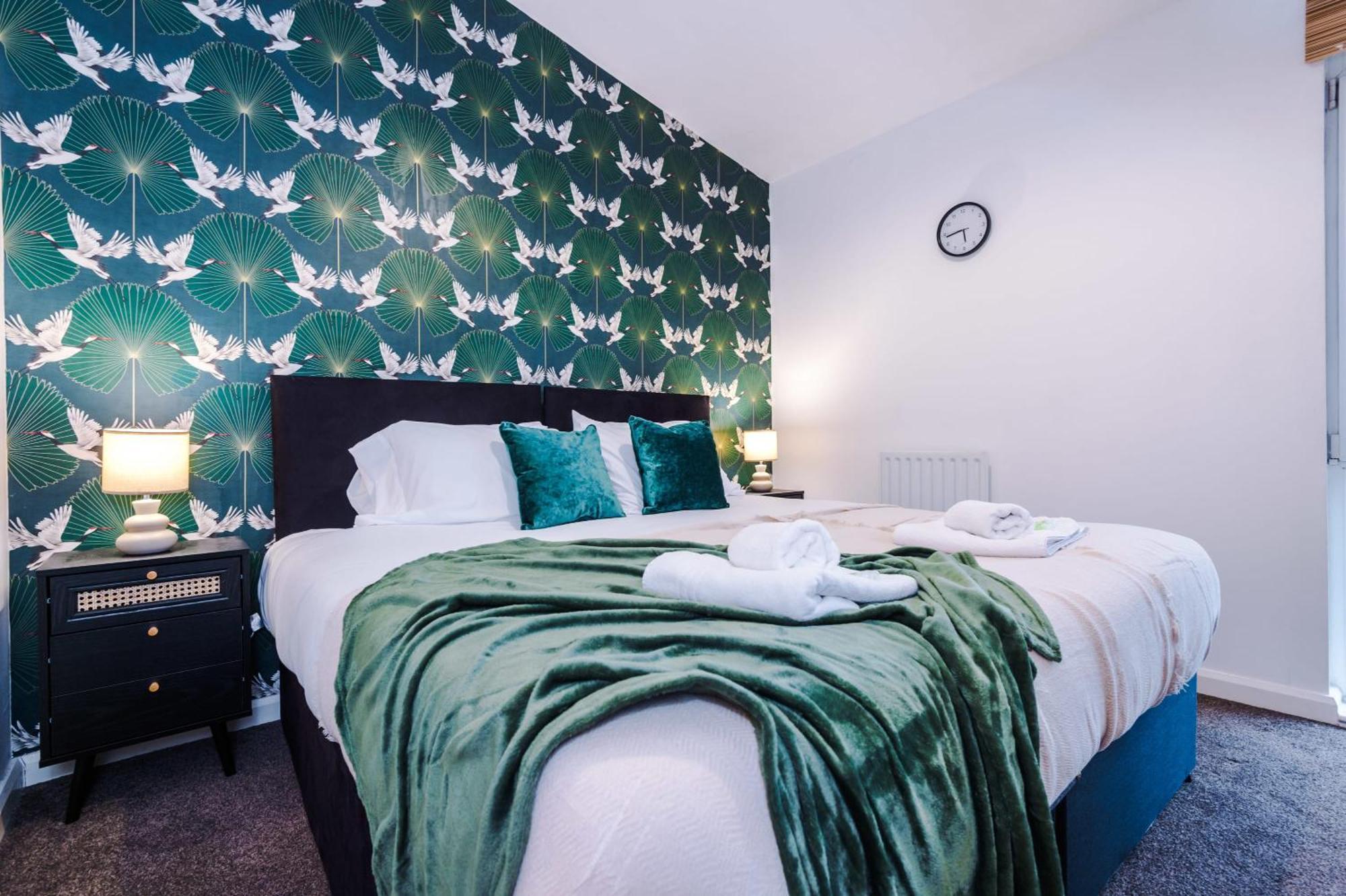 Rest&Recharge At A Spacious Townhouse By The Etihad Vila Manchester Exterior foto